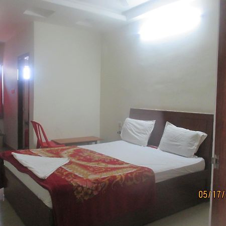 Sri Sai Ganesh Lodge Hyderabad Luaran gambar