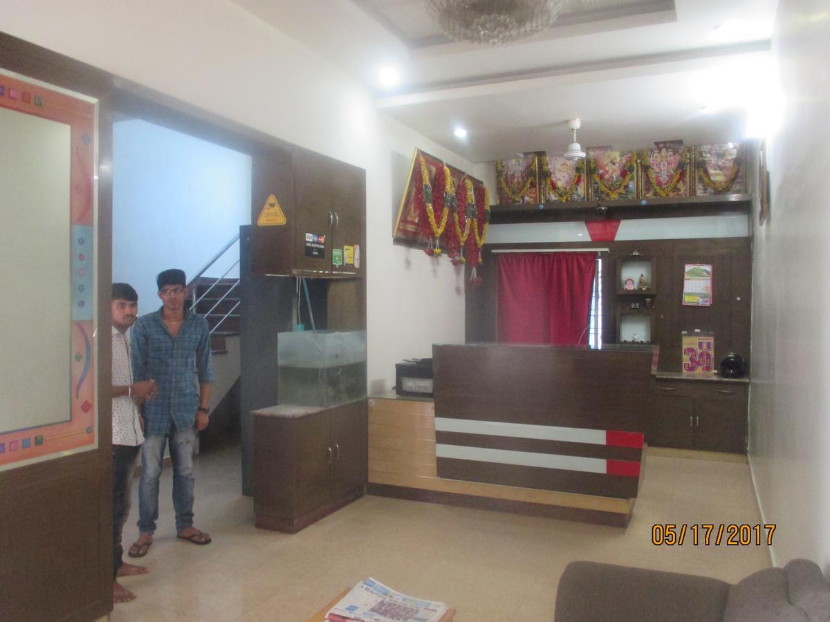 Sri Sai Ganesh Lodge Hyderabad Luaran gambar